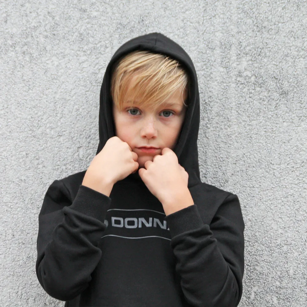 DONNAY JUNIOR   UNISEX SWEATER MET CAPUCHON JESS  ZWART